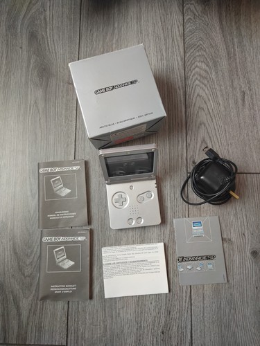 Nintendo gameboy advance - advance, sp